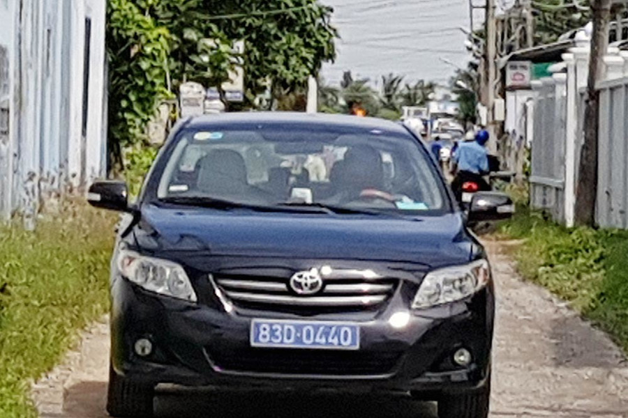 Xác minh xe biển xanh dự đám cưới con Trưởng đoàn ĐBQH Sóc Trăng