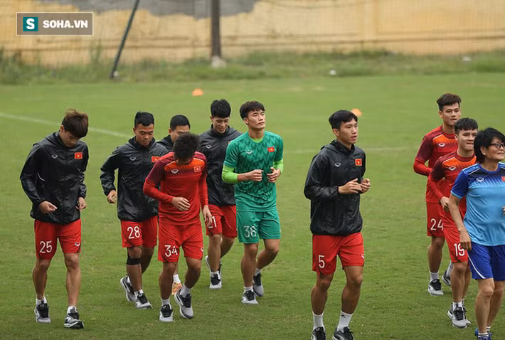 Bùi Tiến Dũng âm thầm tập luyện sau bão dư luận - Ảnh 9.