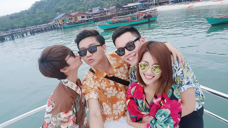 Hãy là cô gái gợi cảm, phong cách như BTV thể thao Quỳnh Chi ảnh 17 Hãy là cô gái gợi cảm, phong cách như BTV thể thao Quỳnh Chi ảnh 17