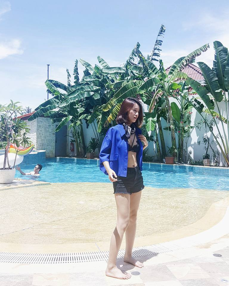 Hãy là cô gái gợi cảm, phong cách như BTV thể thao Quỳnh Chi ảnh 15 Hãy là cô gái gợi cảm, phong cách như BTV thể thao Quỳnh Chi ảnh 15