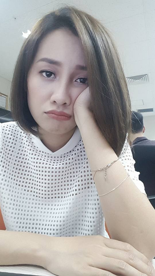 Hãy là cô gái gợi cảm, phong cách như BTV thể thao Quỳnh Chi ảnh 4 Hãy là cô gái gợi cảm, phong cách như BTV thể thao Quỳnh Chi ảnh 4