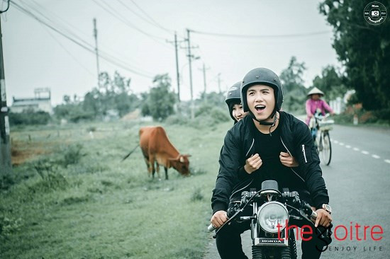Bộ ảnh “Đưa nhau đi trốn” ngọt lịm của cặp đôi Sóc Trăng