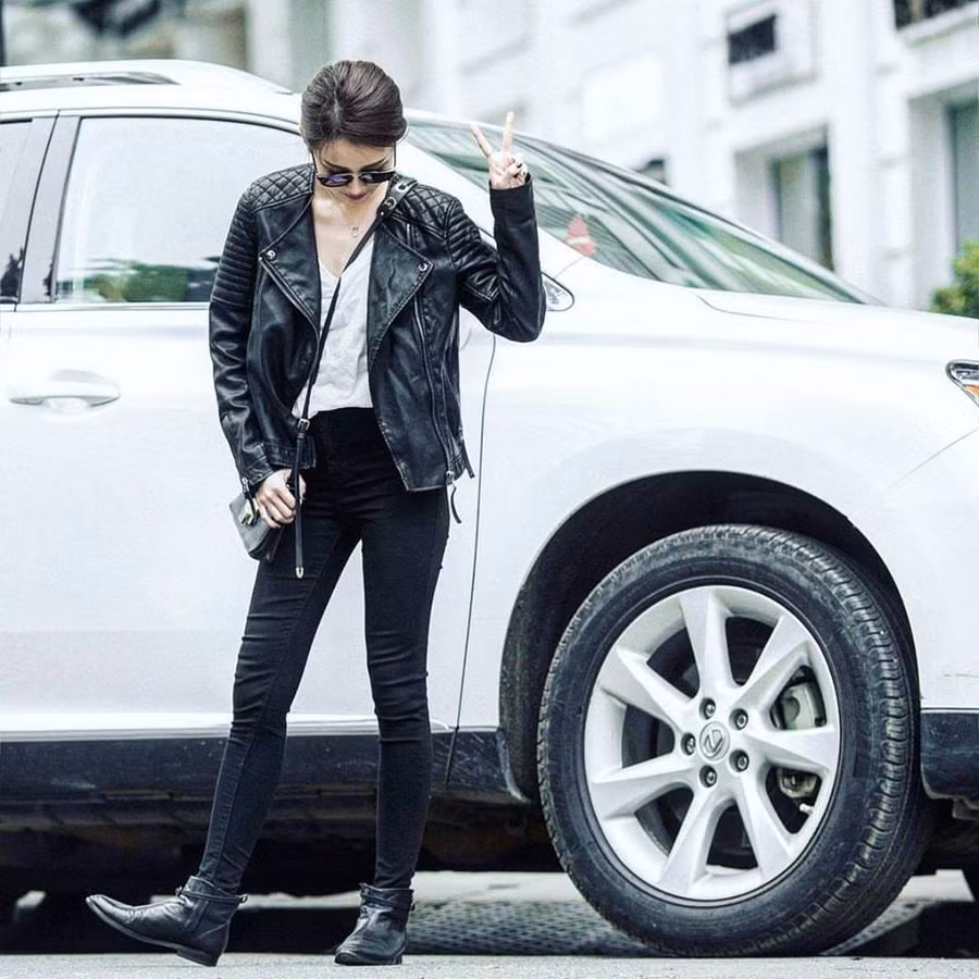 Hãy là cô gái gợi cảm, phong cách như BTV thể thao Quỳnh Chi ảnh 20 Hãy là cô gái gợi cảm, phong cách như BTV thể thao Quỳnh Chi ảnh 20