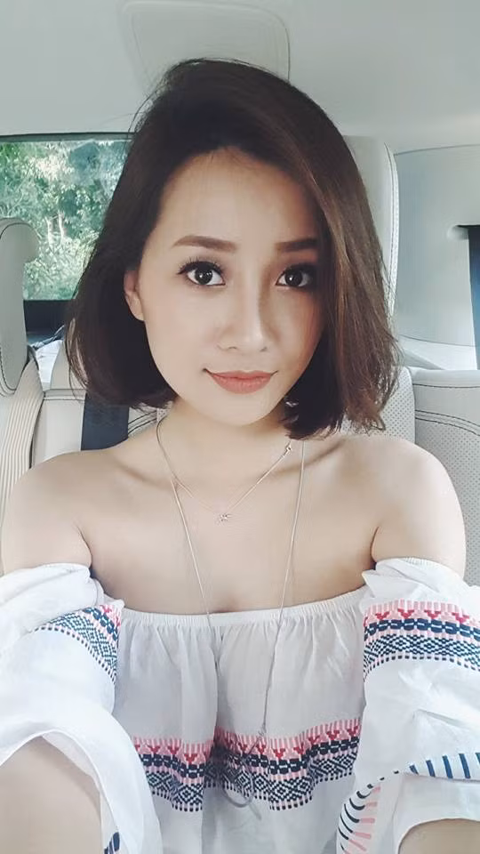 Hãy là cô gái gợi cảm, phong cách như BTV thể thao Quỳnh Chi ảnh 2