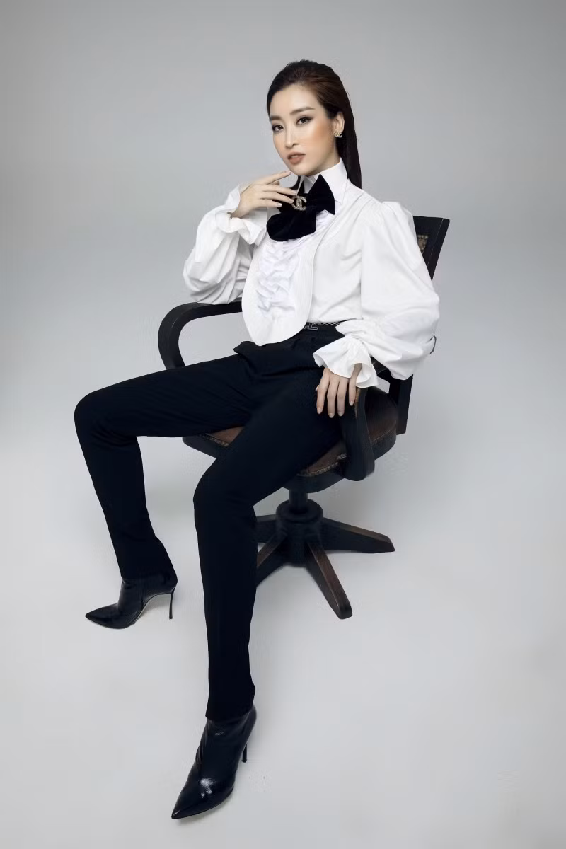 Hoa hậu Đỗ Mỹ Linh.