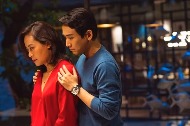 Tiệc Trăng Máu là bộ phim chiếu rạp ăn khách nhất với doanh thu khủng. 