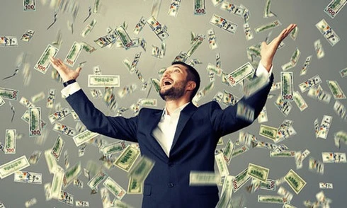 Đàn ông càng có nhiều tiền, càng thấy vợ ít hấp dẫn