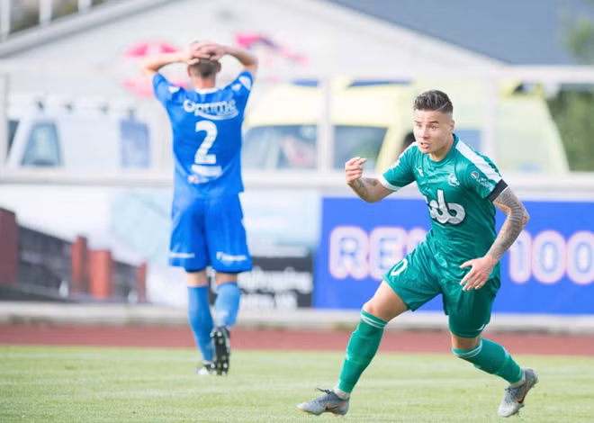 Niềm vui của Alexander Đặng sau bàn thắng cho Nest Sotra