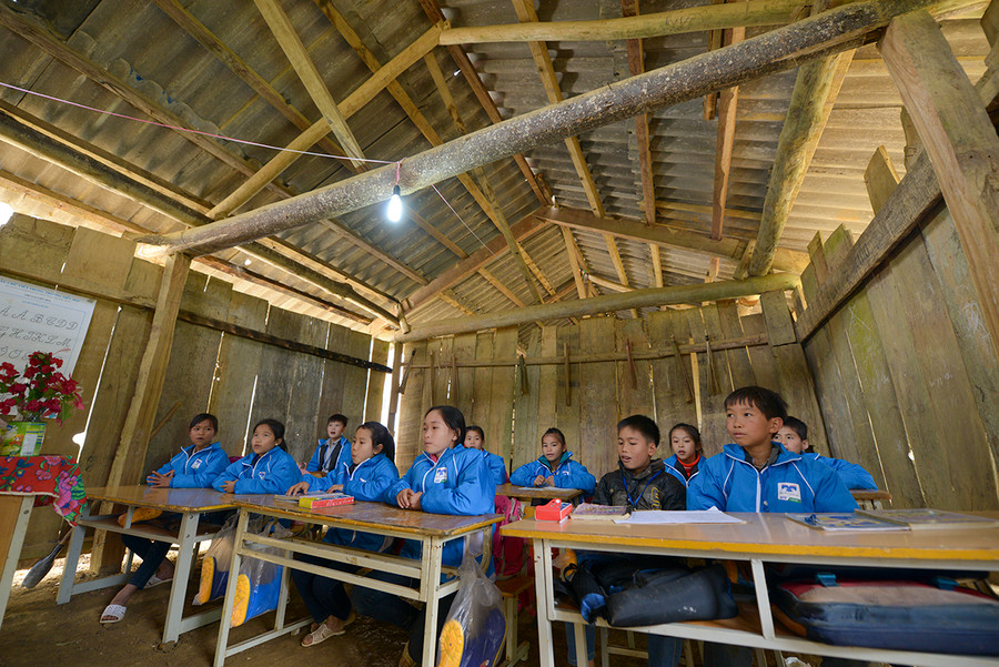 Áo ấm đến với trò để không còn sợ giá lạnh Áo ấm đến với trò để không còn sợ giá lạnh