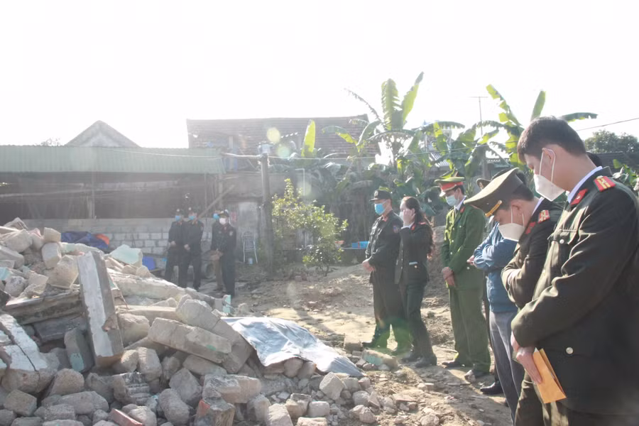 Tại Lễ khởi công có đông đảo cán bộ chiến sĩ Công an xã, huyện và Công an tỉnh.