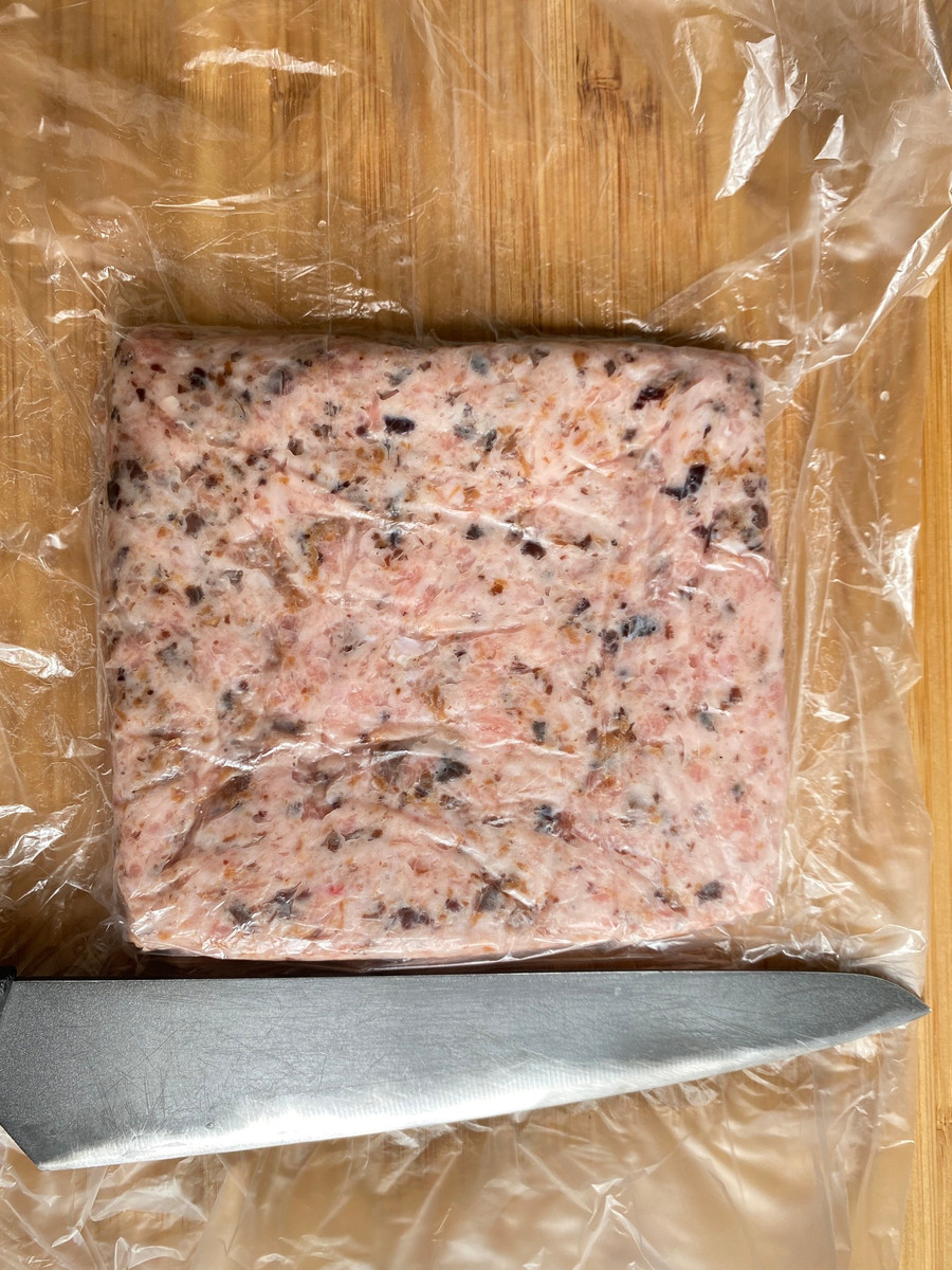 Trộn đều rồi cho vào túi bọc thực phẩm Trộn đều rồi cho vào túi bọc thực phẩm