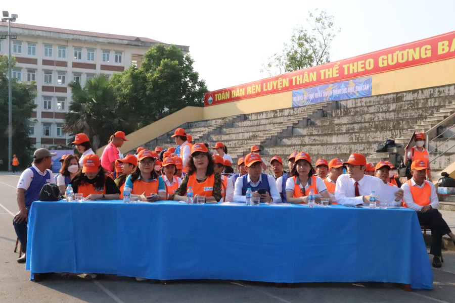 Mục tiêu của sự kiện là tạo sân chơi lành mạnh, vui tươi và bổ ích cho các em học sinh nữ, nam, thầy cô, cha mẹ có thể giao lưu, chia sẻ và hợp tác tốt với nhau. Mục tiêu của sự kiện là tạo sân chơi lành mạnh, vui tươi và bổ ích cho các em học sinh nữ, nam, thầy cô, cha mẹ có thể giao lưu, chia sẻ và hợp tác tốt với nhau.