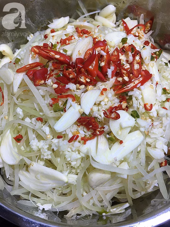 Mắm đu đủ giòn ngon hết cỡ, ăn với gì cũng tuyệt! - Ảnh 4.