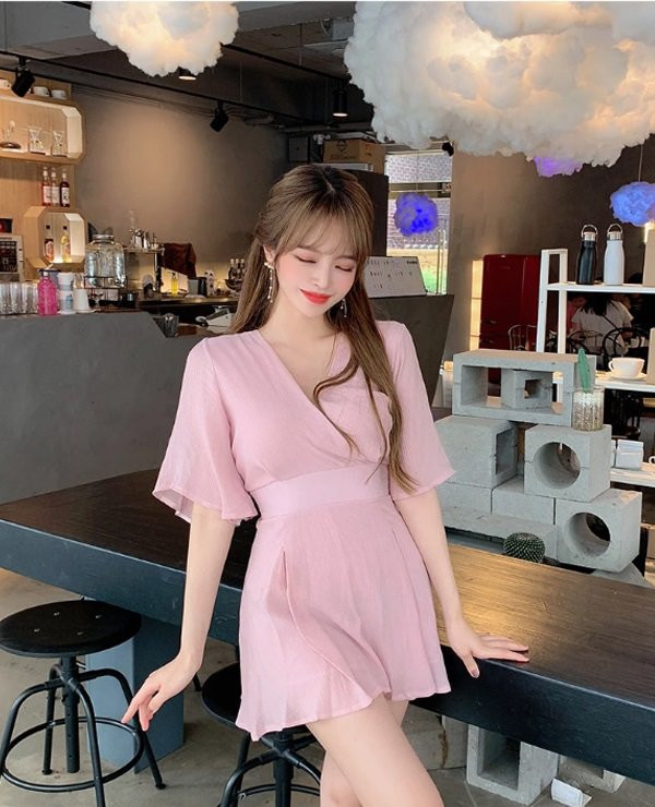 3 cách lựa chọn váy liền đi làm giúp chị em ghi điểm 10 trong mắt đồng nghiệp ảnh 14 3 tieu chi lua chon vay lien di lam giup chi em ghi tron diem 10 trong mat dong nghiep - 15