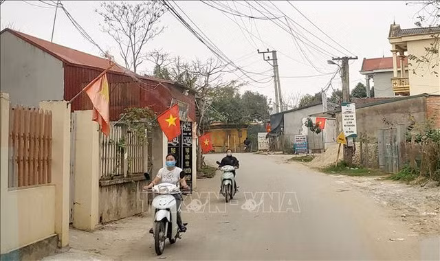 Cận cảnh cuộc sống thường ngày nơi tâm dịch Sơn Lôi - Vĩnh Phúc - 3