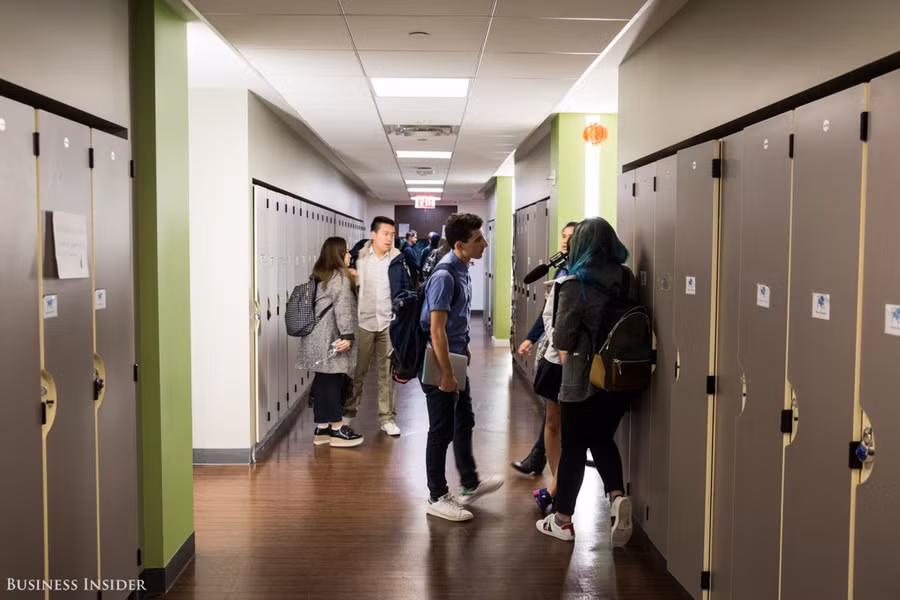 Có gì trong ngôi trường nội trú phí cao hơn Đại học Harvard? - Ảnh 16. Có gì trong ngôi trường nội trú phí cao hơn Đại học Harvard? - Ảnh 16.