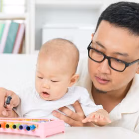 8 dấu hiệu cho thấy trẻ sơ sinh thông minh hơn bạn nghĩ ảnh 3 8-dau-hieu-cho-thay-tre-so-sinh-thong-minh-hon-ban-nghi-2