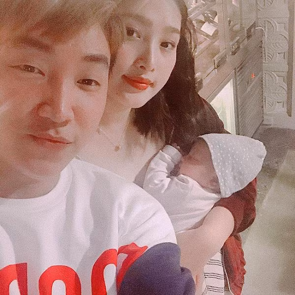 4 hot mom thế hệ mới: Giỏi giang, xinh đẹp, chăm con ngoan nức tiếng mạng xã hội ảnh 9 4 hotmom the he moi: gioi giang, xinh dep, cham con ngoan nuc tieng mang xa hoi - 9