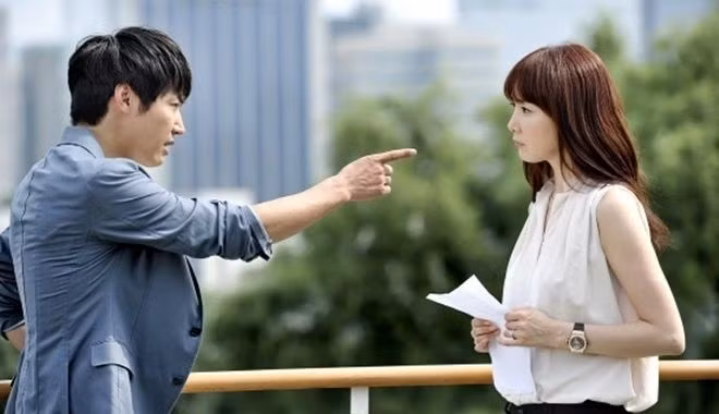 Chỉ cần nhìn dấu hiệu là đủ biết người ấy có sợ cam kết mối quan hệ hay không