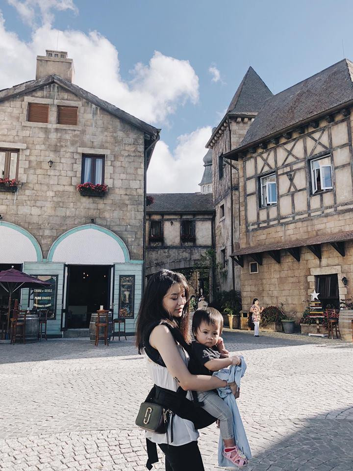 4 hot mom thế hệ mới: Giỏi giang, xinh đẹp, chăm con ngoan nức tiếng mạng xã hội ảnh 11 4 hotmom the he moi: gioi giang, xinh dep, cham con ngoan nuc tieng mang xa hoi - 11