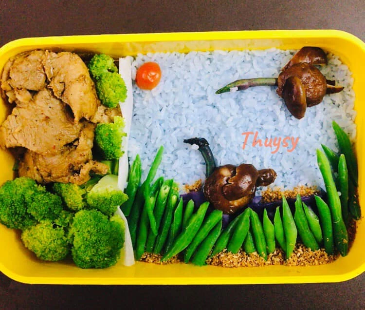 Chồng khoe hộp cơm bento vợ làm đầy hương vị tình yêu khiến ai nấy trầm trồ