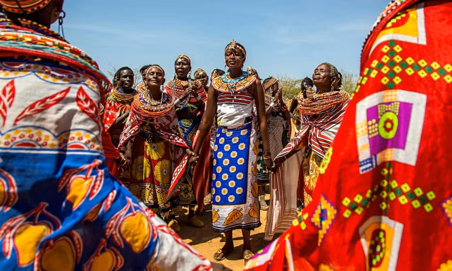 Umoja là ngôi làng trên đồng cỏ Samburu, phía bắc Kenya, được bao quanh bởi hàng rào gai. Ngôi làng này thành lập từ 1990 bởi một nhóm 15 người là những phụ nữ sống sót sau vụ cưỡng hiếp tập thể.