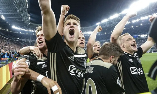 Sau khi loại Real, Ajax lại làm nên lịch sử khi đánh bại Juventus để vào bán kết Sau khi loại Real, Ajax lại làm nên lịch sử khi đánh bại Juventus để vào bán kết