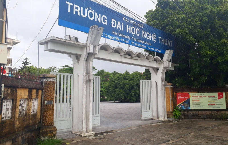 Nhiều năm rồi Trường ĐH Nghệ Thuật- ĐH Huế tuyển được rất ít thí sinh dẫn đến khó khăn về tài chính kéo dài