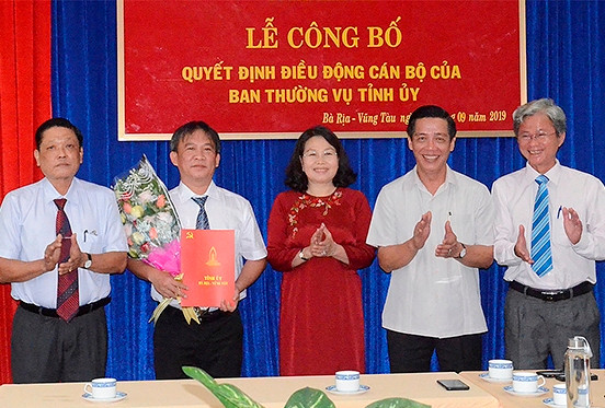 Bổ nhiệm nhân sự 8 tỉnh thành ảnh 10