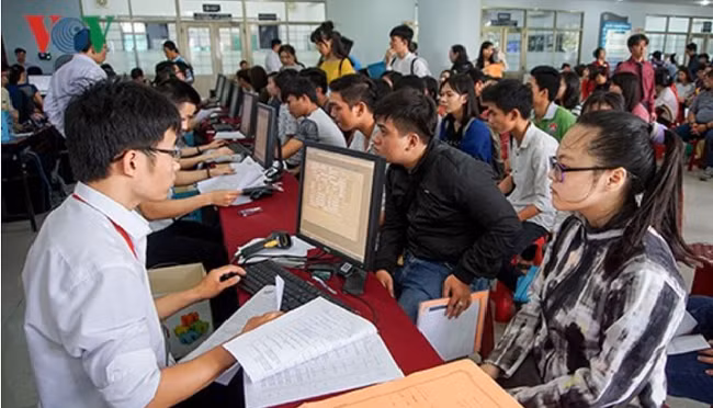 tuyen sinh 2019: thi sinh khong xet tuyen dai hoc tang, tin hieu mung? hinh 4