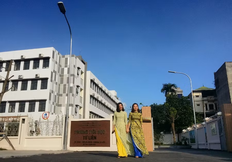 Những ngôi trường khang trang được đầu tư xây dựng trên “đất vàng” ngay giữa Thủ đô. Ảnh: Việt Cường