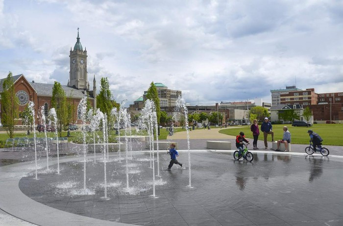 6 thị trấn xinh đẹp đang "cầu xin" thêm người đến sống ảnh 10 6 thị trấn xinh đẹp đang "cầu xin" thêm người đến sống ảnh 10