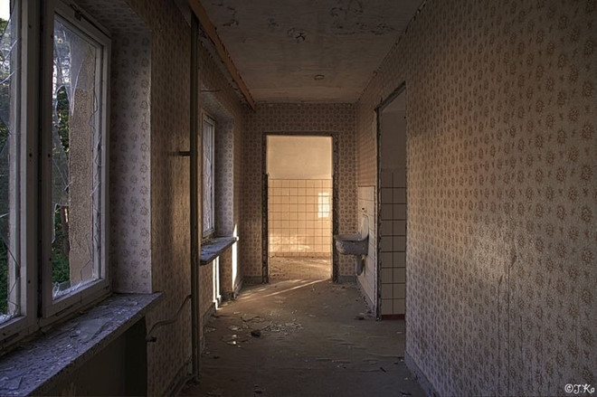 bi an khach san lon nhat the gioi cua phat xit duc hinh anh 7