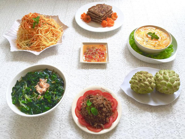 Thực phẩm luôn được lựa chọn các loại theo mùa để đảm bảo vệ sinh an toàn thực phẩm.