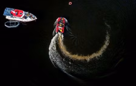 Tác phẩm giải Nhì: "Người nhái đã lao xuống đáy sông" - tác giả Lê Trọng Quý.