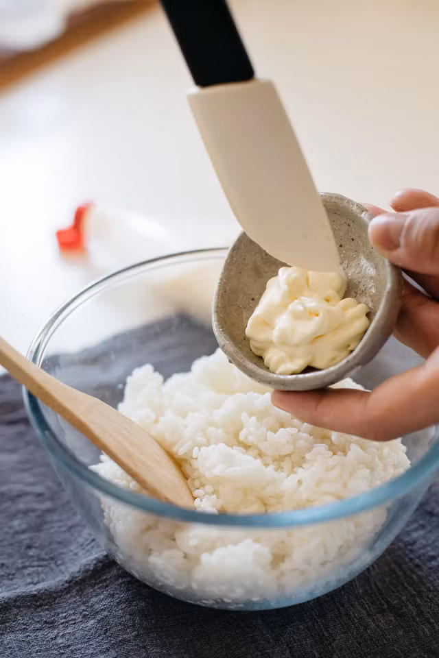 Thêm một cách làm cơm chiên ngon lại cực nhanh cho người bận bịu ảnh 2