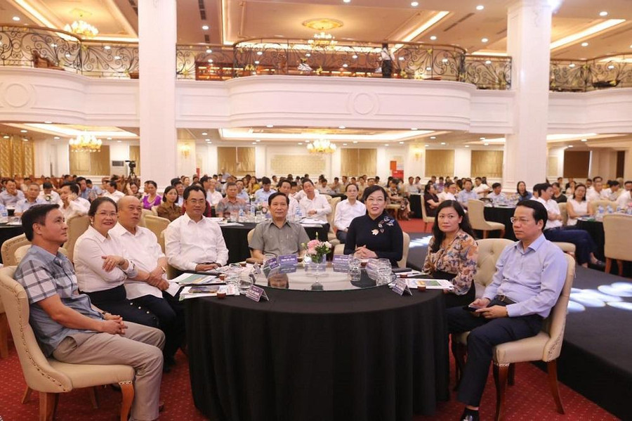 Đại biểu tham dự Hội nghị. Đại biểu tham dự Hội nghị.