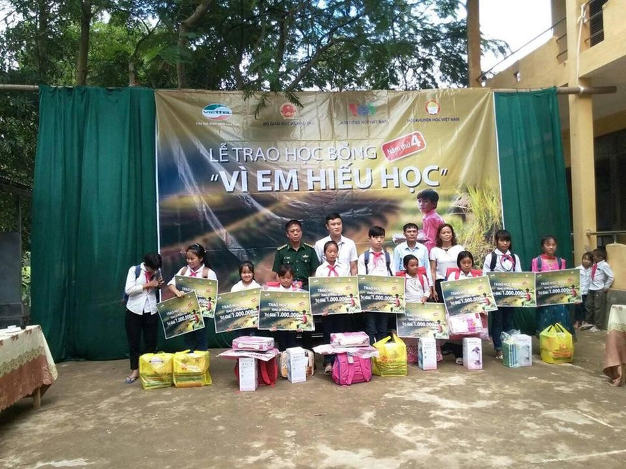 Thầy Nguyễn Hữu Dũng đã kết nối, thực hiện nhiều chương trình thiện nguyện có ý nghĩa.