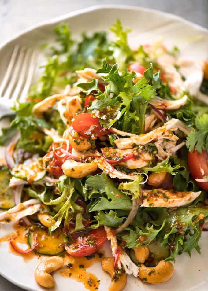 Salad gà làm kiểu này ai ăn cũng phải khen nức nở ảnh 5