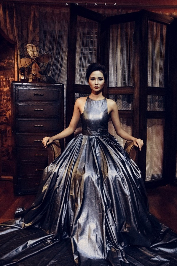 Đến với cuộc thi Hoa hậu Hoàn vũ Việt Nam 2017, H