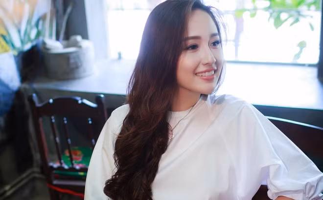 Hoa hậu Mai Phương Thúy