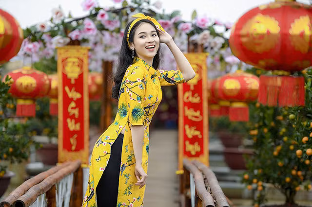 Học kỳ vừa qua, Ngọc Anh đạt danh hiệu học sinh giỏi. Không chỉ học kỳ này, thành tích học tập của Ngọc Anh luôn nằm trong top nổi bật ở lớp. Đó cũng là lí do cô được bầu làm lớp trưởng.