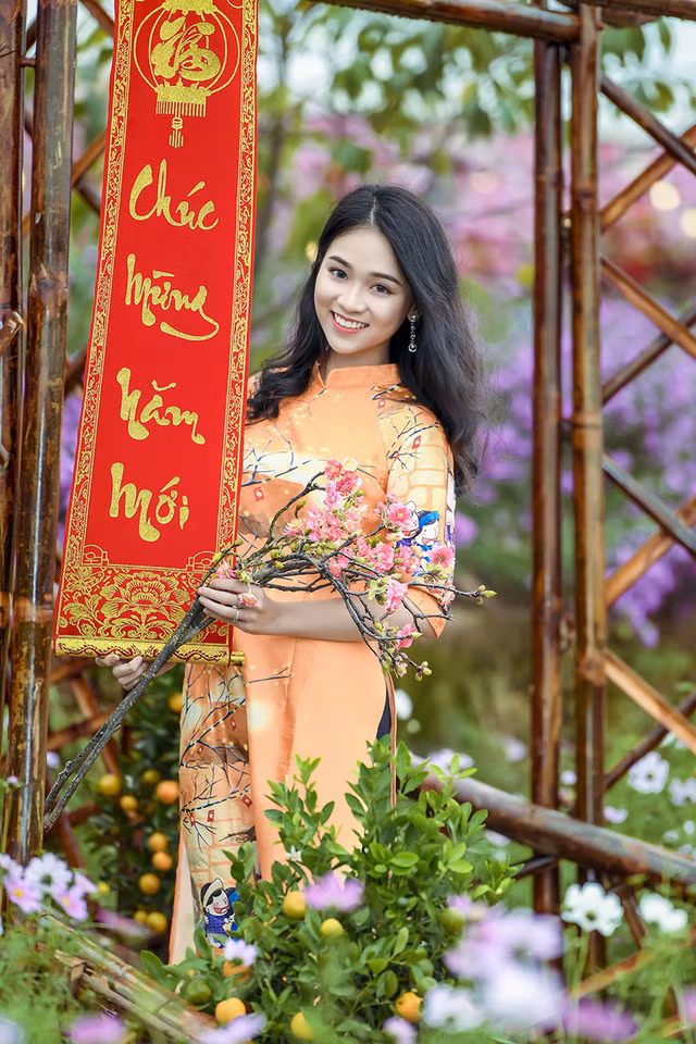 Ước mơ trở thành người mẫu, diễn viên của cô lớp trưởng xinh đẹp ảnh 8