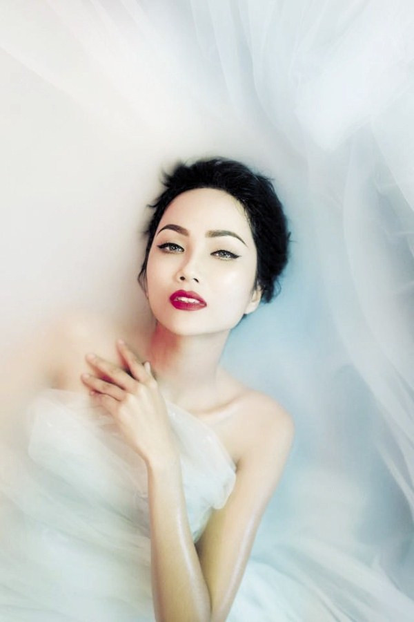 Cận cảnh nhan sắc Tân Hoa hậu Hoàn vũ Việt Nam 2017 H’ Hen Niê 11