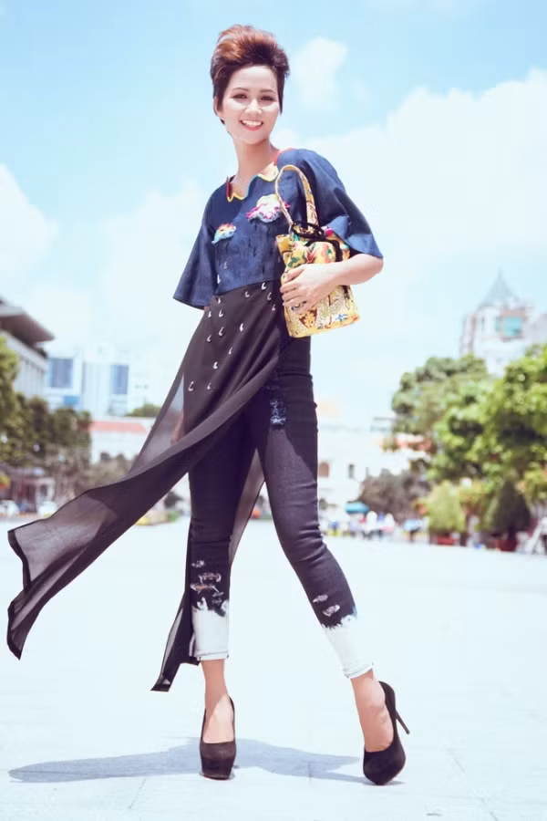 Cận cảnh nhan sắc Tân Hoa hậu Hoàn vũ Việt Nam 2017 H’ Hen Niê 7