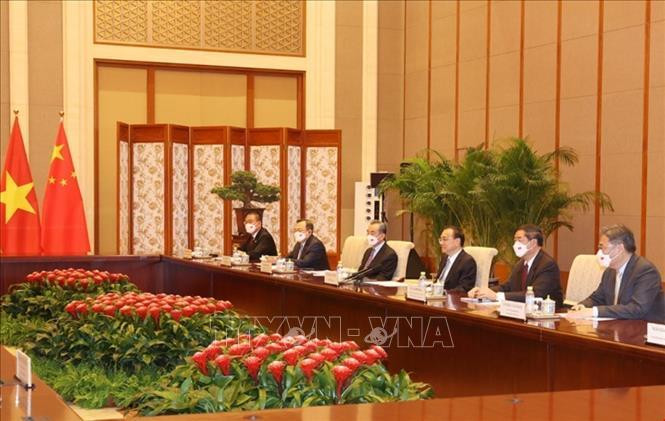 Thủ tướng Trung Quốc Lý Khắc Cường tại buổi hội kiến Tổng Bí thư Nguyễn Phú Trọng. Ảnh: Trí Dũng/TTXVN Thủ tướng Trung Quốc Lý Khắc Cường tại buổi hội kiến Tổng Bí thư Nguyễn Phú Trọng. Ảnh: Trí Dũng/TTXVN