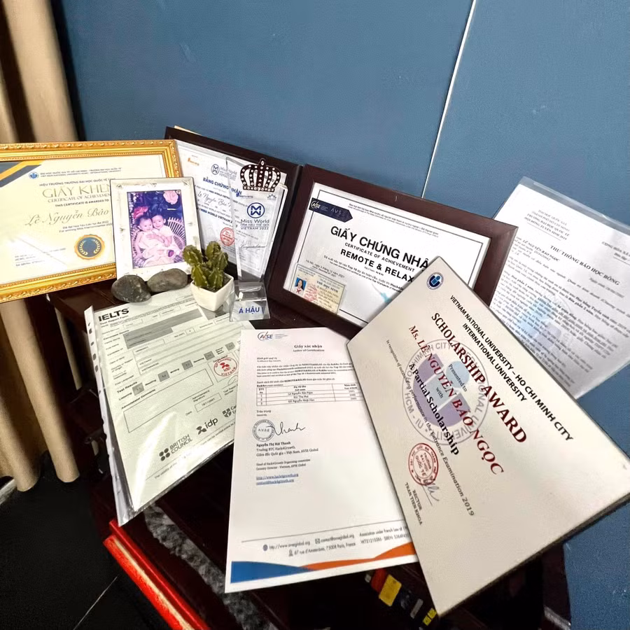 Thành tích học tập khủng của Bảo Ngọc Thành tích học tập khủng của Bảo Ngọc