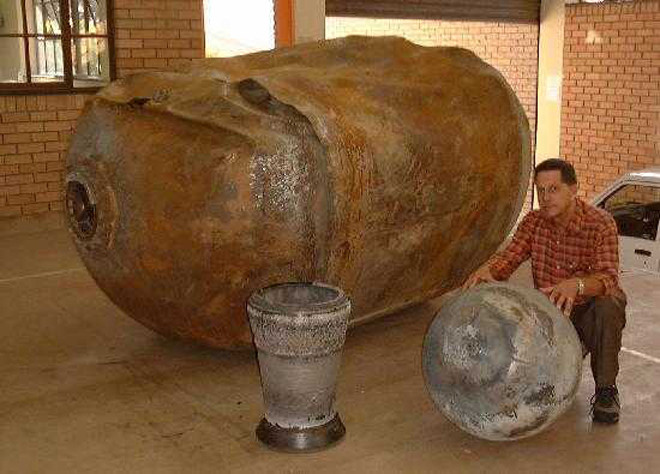 Những vật thể hình cầu từng rơi xuống Trái Đất ảnh 7 Những vật thể hình cầu từng rơi xuống Trái Đất ảnh 7