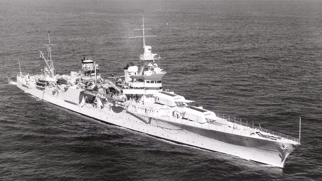  tàu USS Indianapoli 