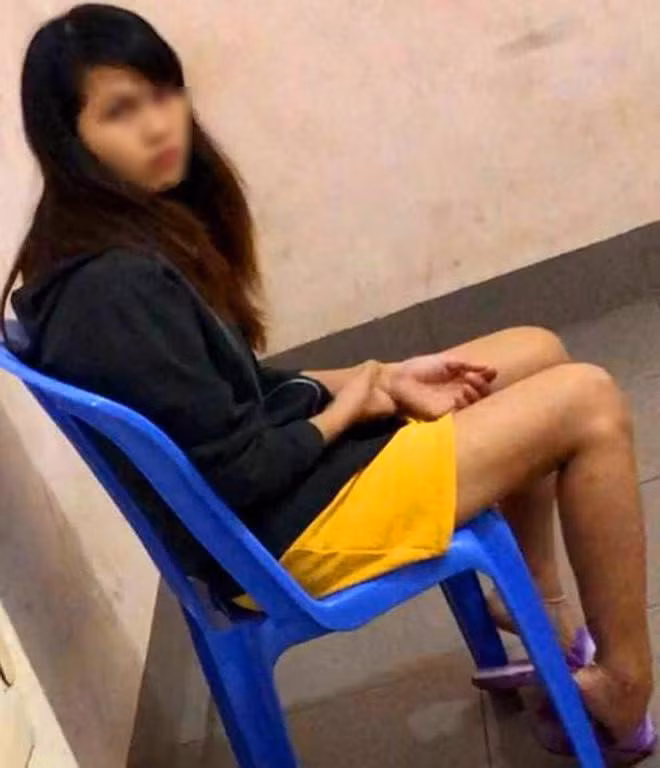 vu me cung ban tinh dong tinh bao hanh con: lo tinh su bat ngo cua me tre hinh anh 1